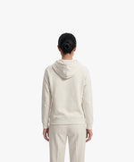 Vue de dos d’une femme portant un hoodie écru Salut Fred avec motif Rue Duquesne de la collection Rues de France