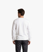 Vue de dos d’un homme portant un sweatshirt blanc Salut Fred de la collection Rues de France