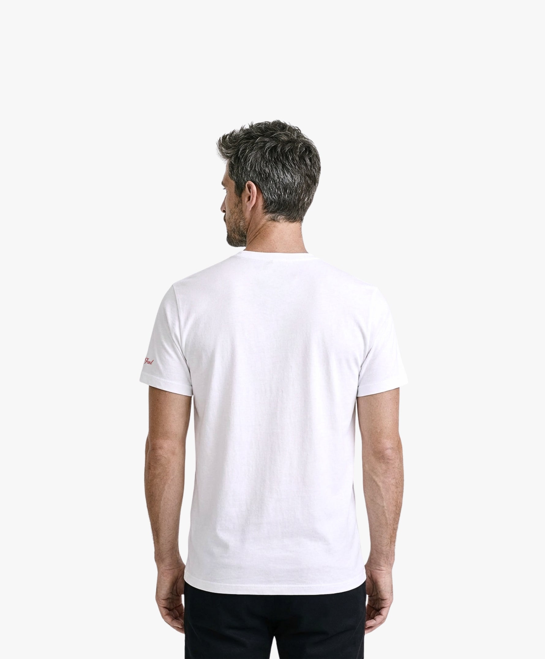 Vue de dos d’un homme portant un t-shirt classique blanc Salut Fred