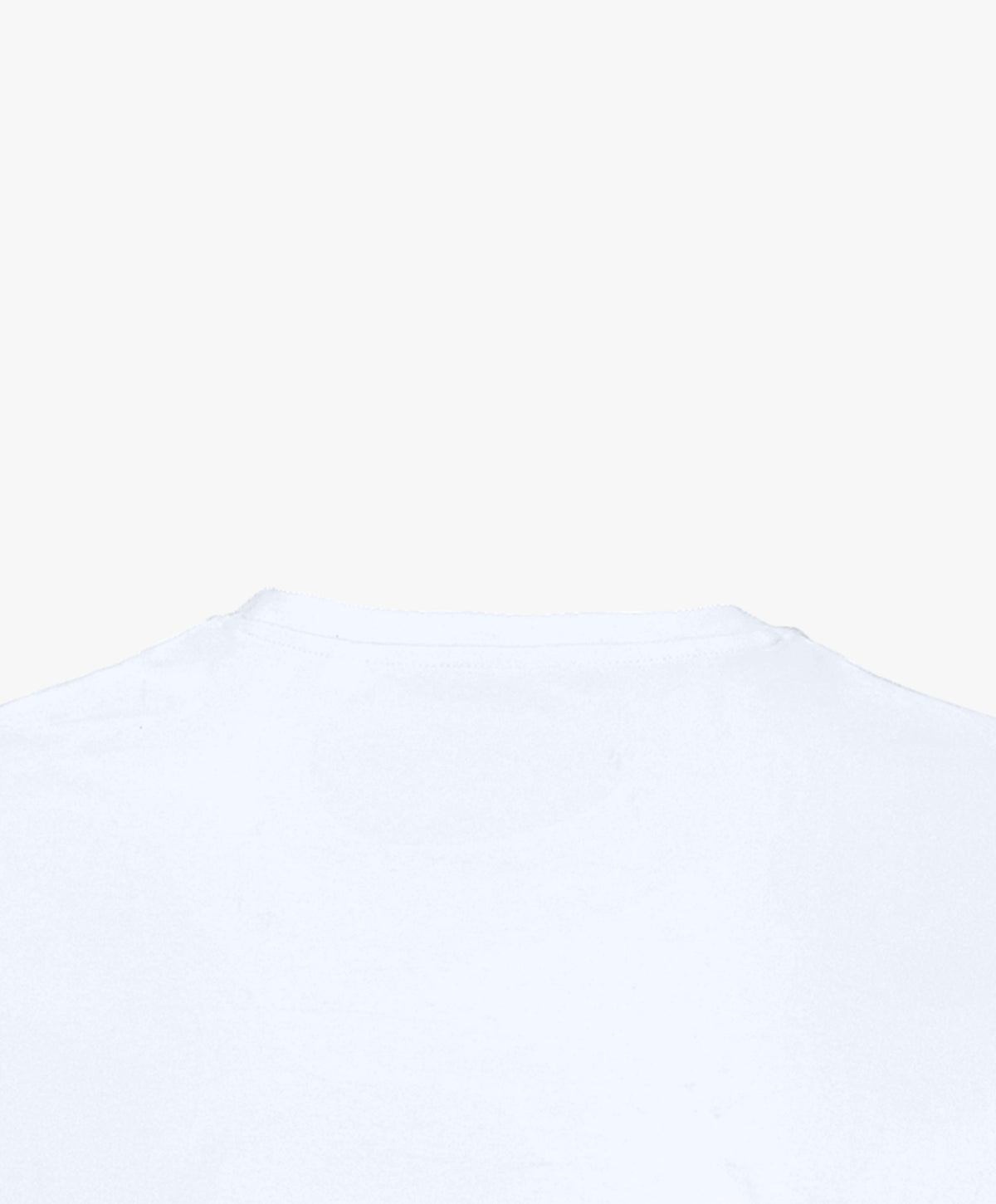 Vue extérieure du col du t-shirt classique blanc Salut Fred de la collection Pride « This is not woke. You are just a dick. »