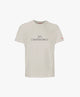 Vue de face du t-shirt classique écru « Zizi l’Impératrice » avec texte imprimé noir centré sur la poitrine et logo Salut Fred sur la manche gauche.