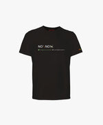 Vue de face du t-shirt classique noir Salut Fred avec motif « No pic No Chat(te) », où « pic » et « Chat(te) » sont représentés par des emojis, de la collection NPNC et Pride