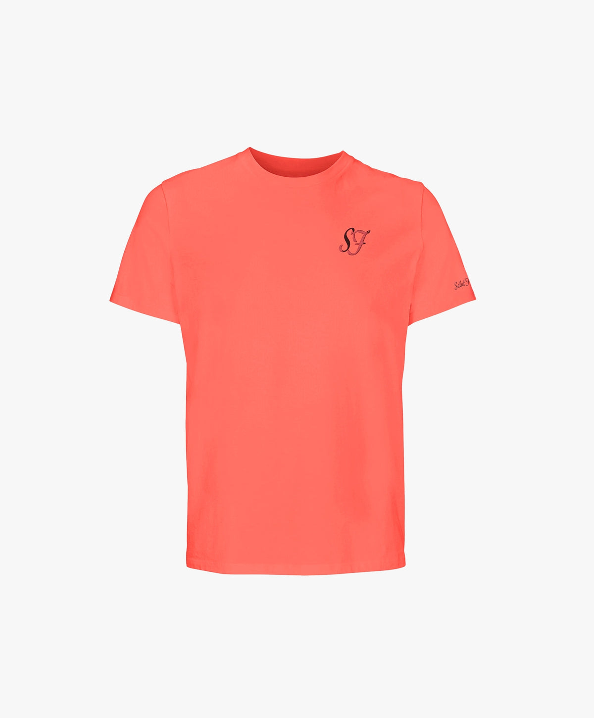 Vue de face du t-shirt classique orange coquelicot Salut Fred avec monogramme SF brodé sur la poitrine gauche et broderie Salut Fred sur la manche gauche