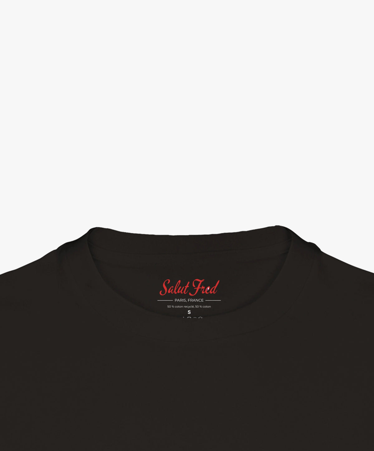 Vue intérieure du col du t-shirt oversize noir Salut Fred